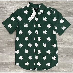 Mad Engine Clover All Over Print Button Up Short Sleeve Shirt Size Small NEW